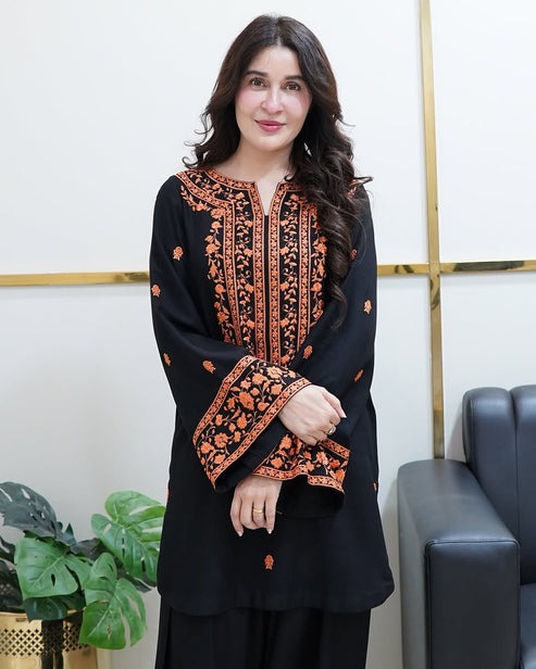 Sofia Brand Embroidered Stitched 2-Piece Suit