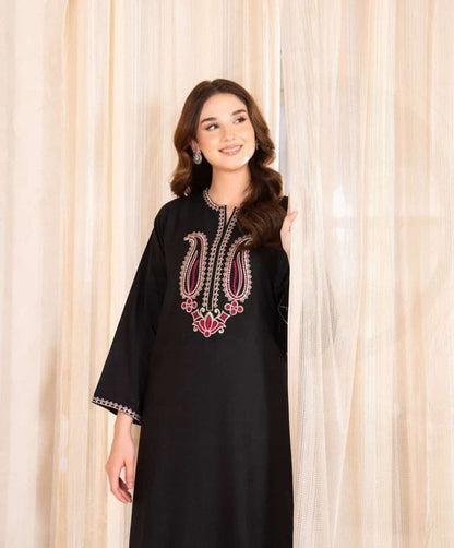 Black Rose Embroidery Long Length 2-Piece Suit